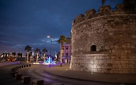 Super Apartment In The Ancient Roman Amphitheater
