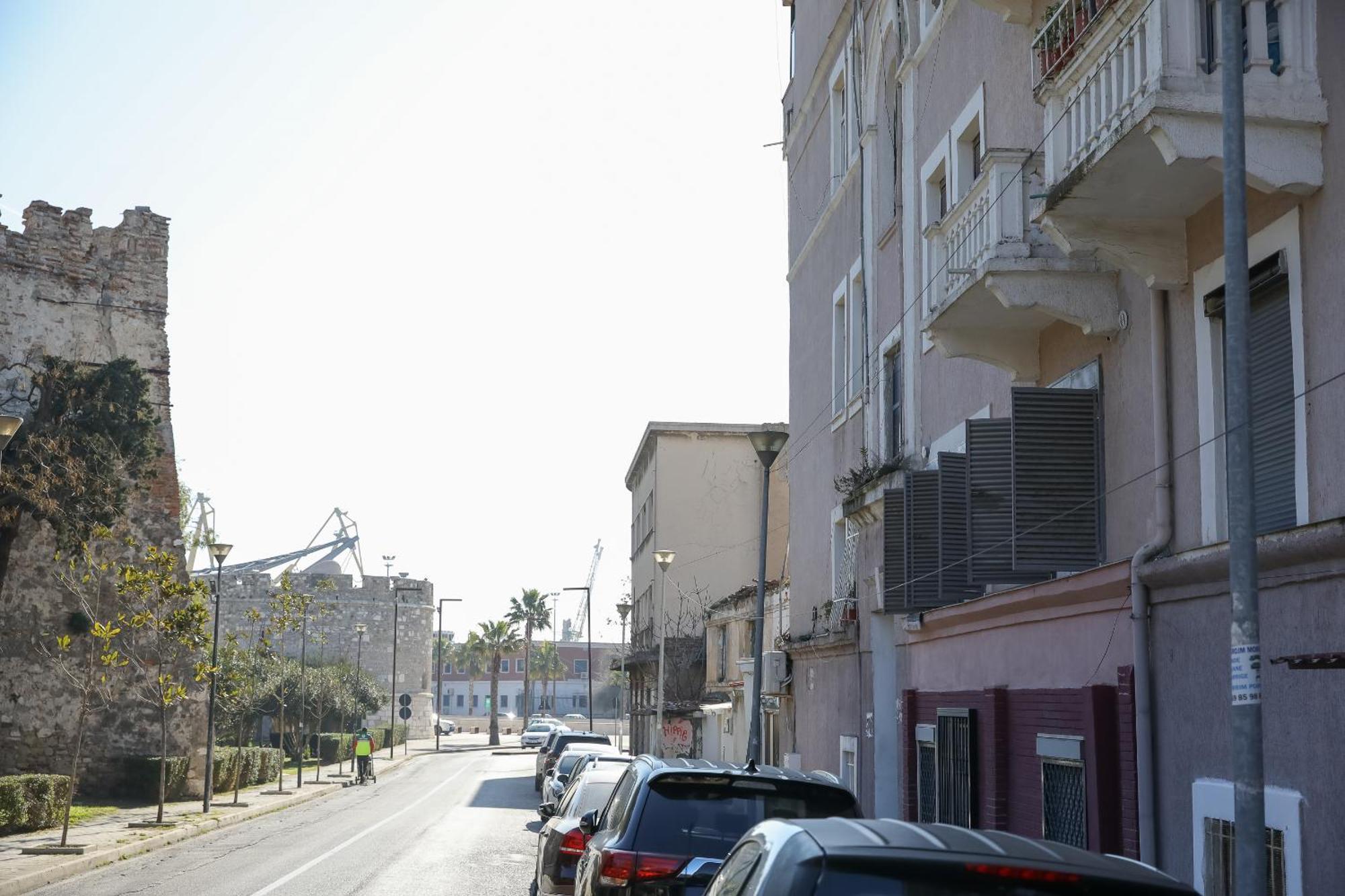 Super Apartment In The Ancient Roman Amphitheater Durres Exterior photo