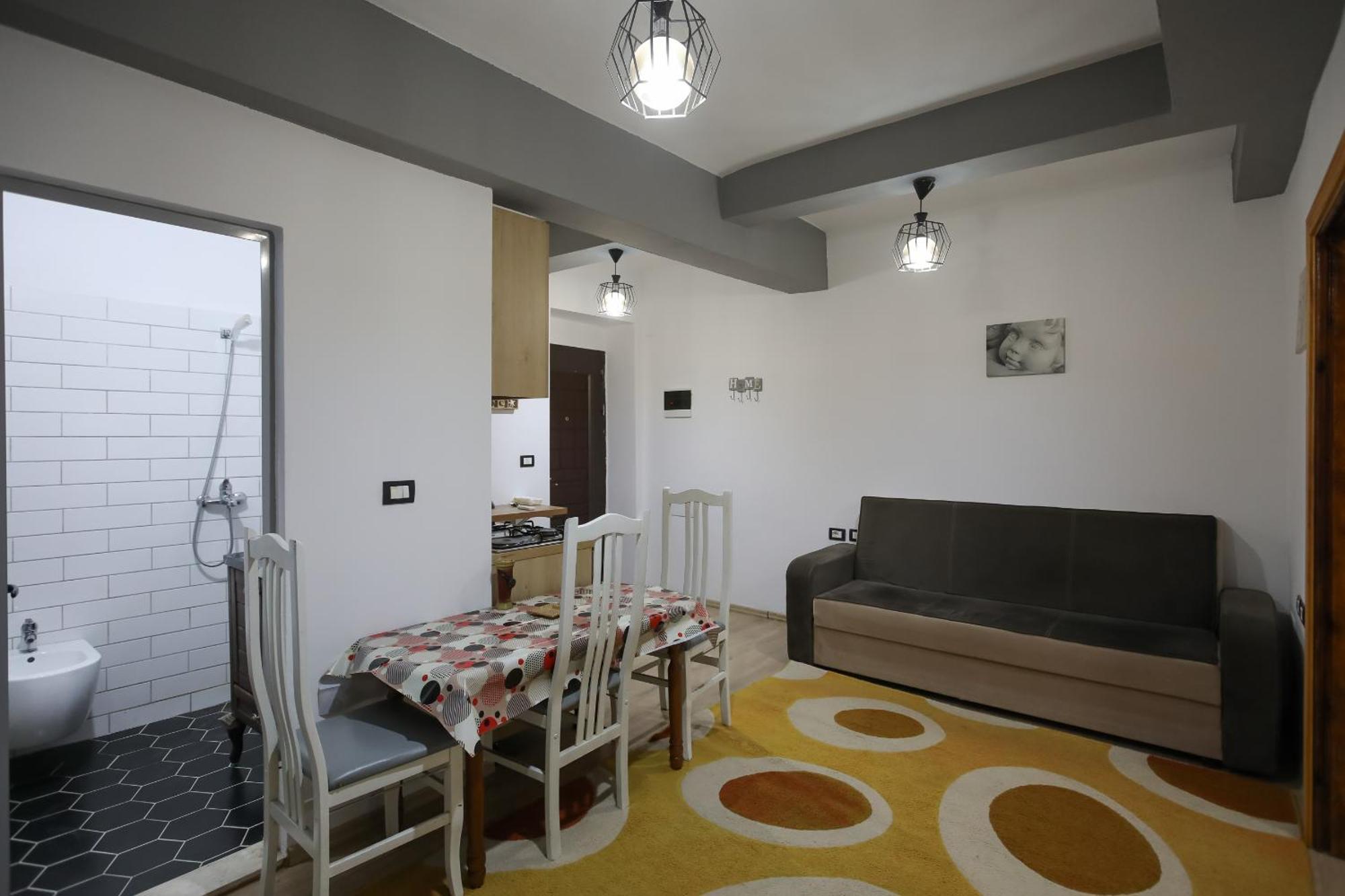 Super Apartment In The Ancient Roman Amphitheater Durres Exterior photo